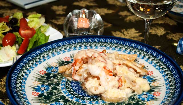 Plated lobster macaroni and cheese