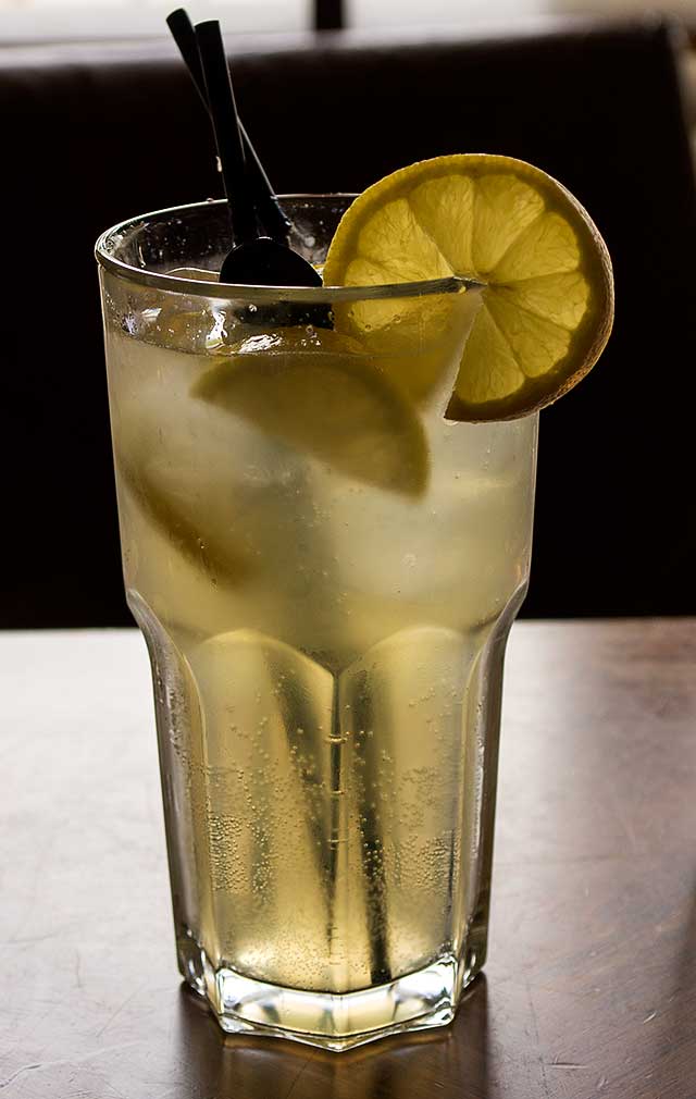 Scottish whiskey sour cocktail