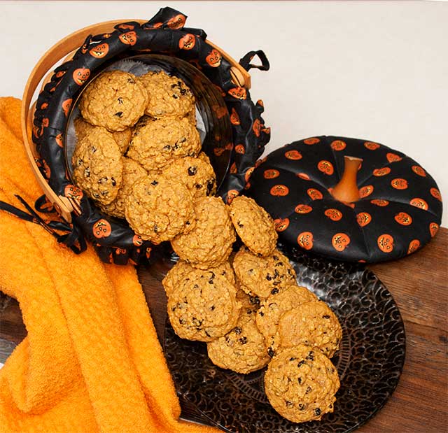 Pumpkin Spice Oatmeal Cookies