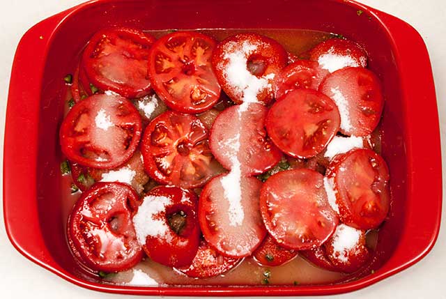 Tomatoes ready for roasting